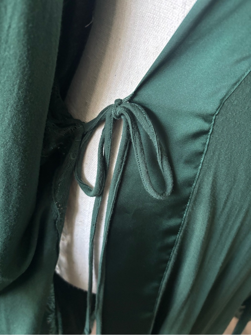 Victoria’s Secret Heavenly Green Lace Trim Robe - Picture 7 of 11